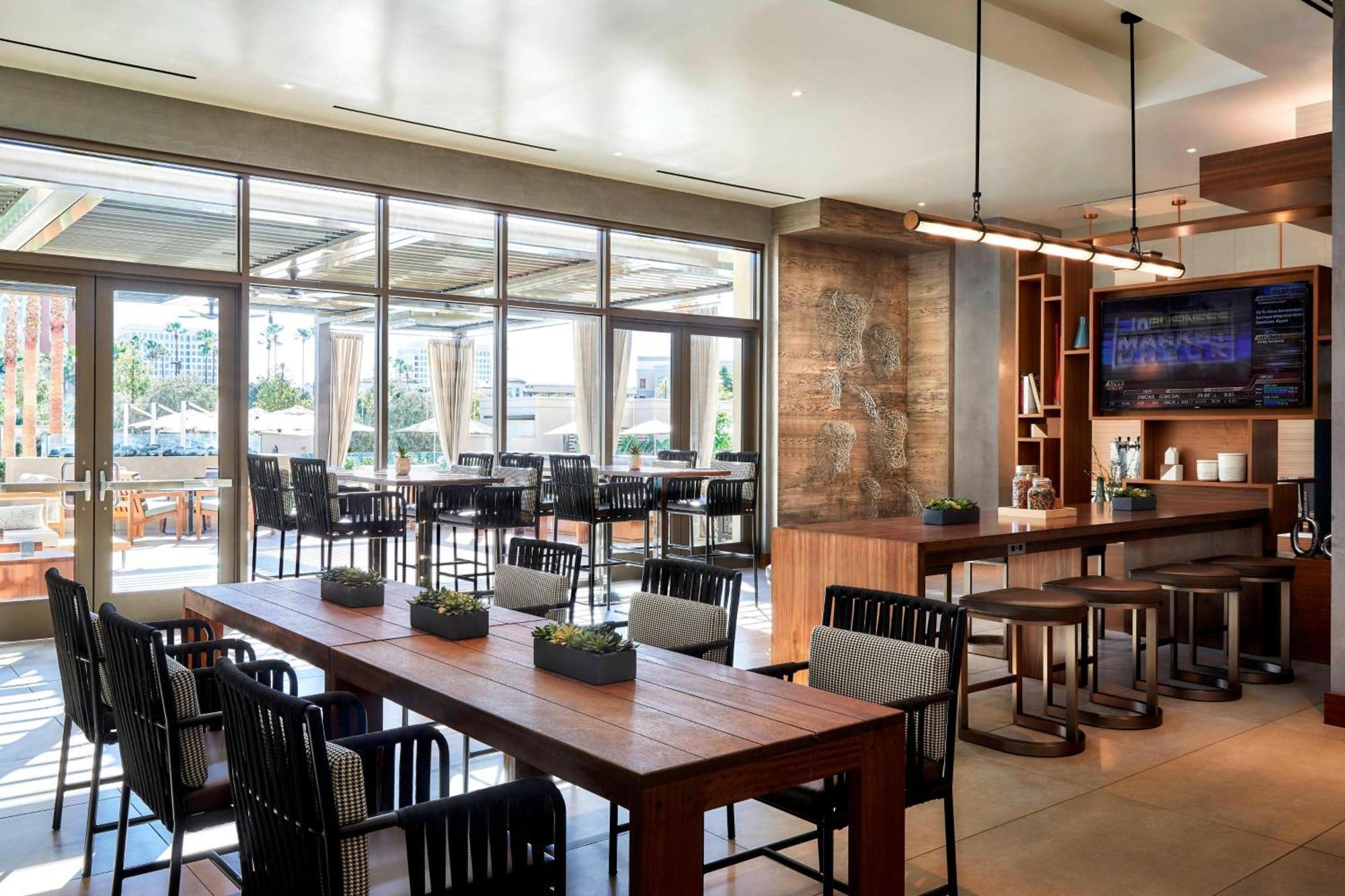 Hotel Marriott Spectrum 3*